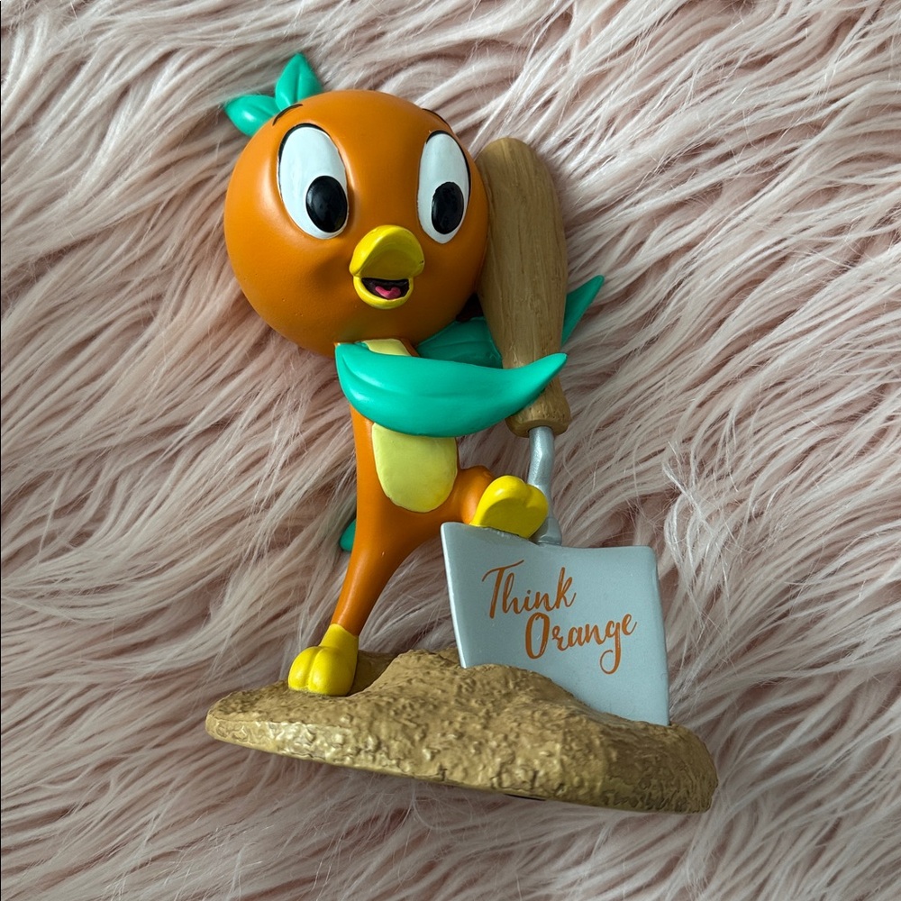 Disney Epcot Flower and Garden Festival 2022 Think Orange Bird Figure